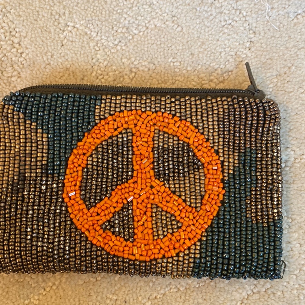 Peace sign pouch